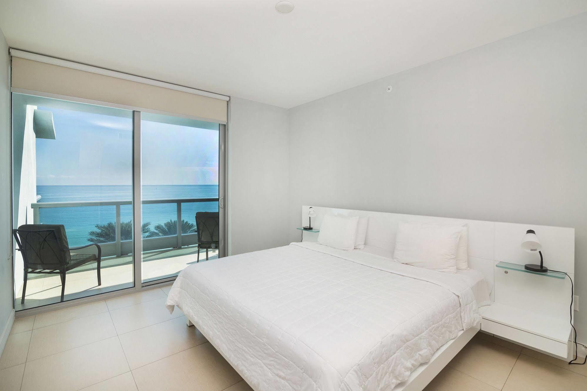 Pelican Stay Furnished Apartments In Monte Carlo Miami Beach Dış mekan fotoğraf